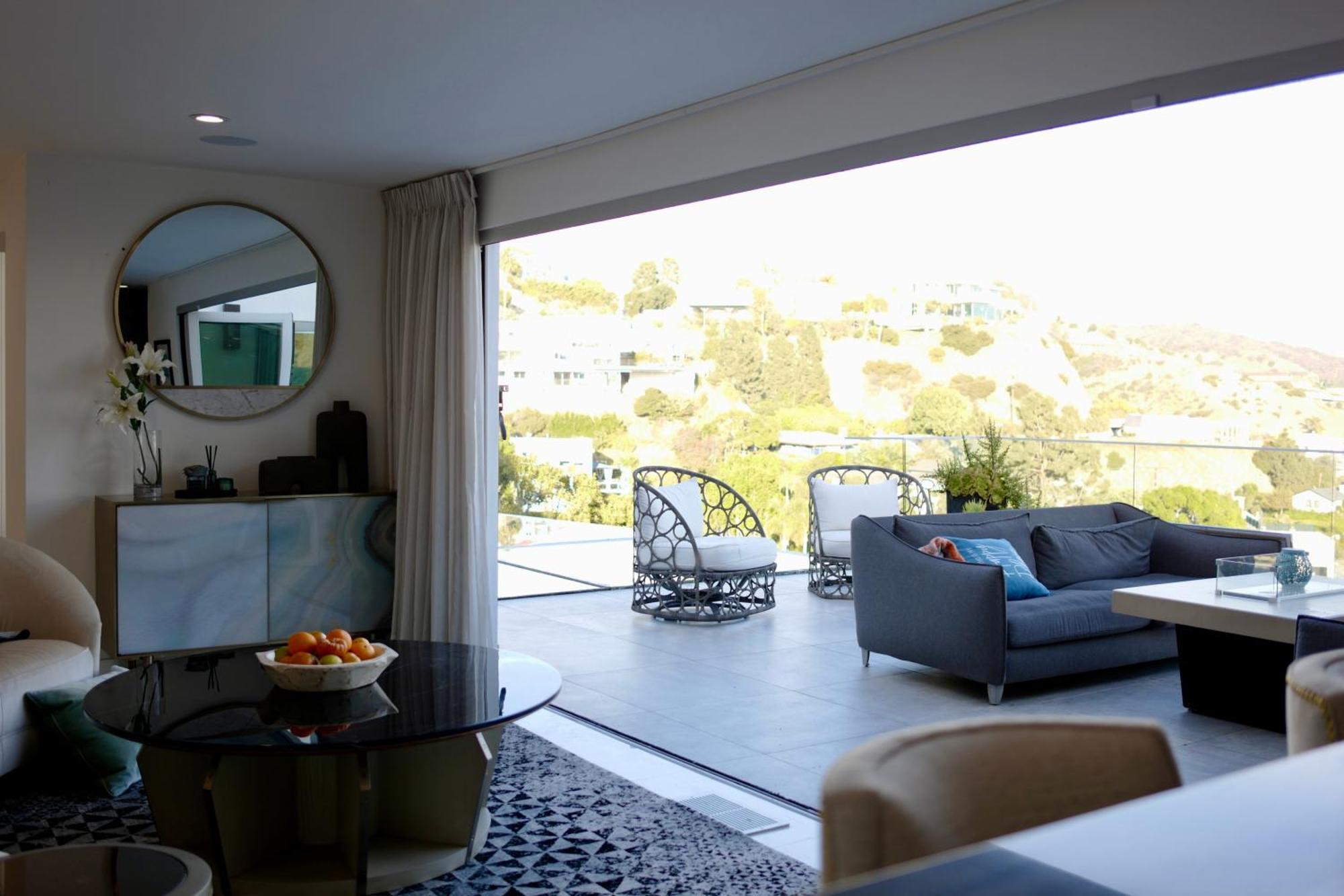Skyline Serenity Luxe Suite-private Hospedagem domiciliar